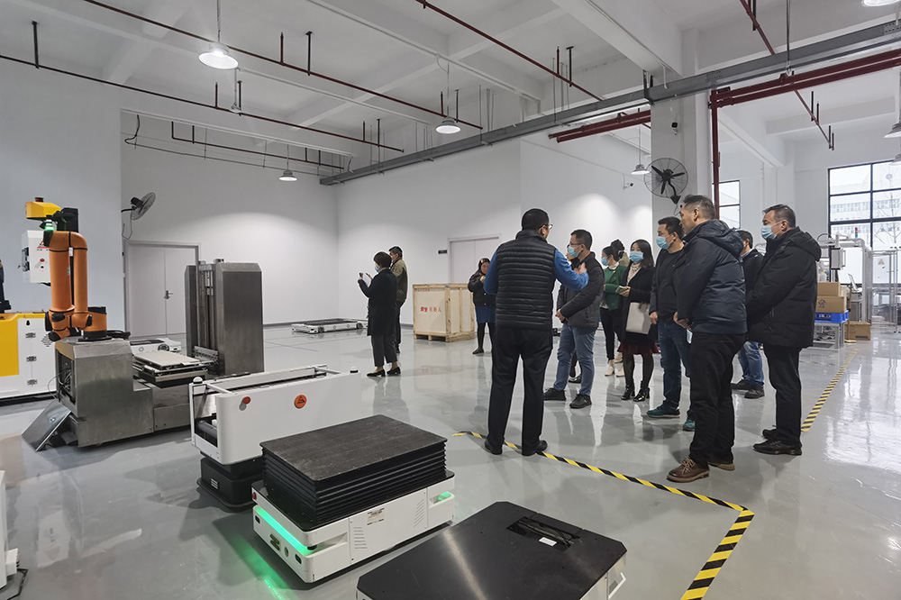 智能防疫·健康同行|“專精特新”企業(yè)家沙龍赴颯智智能分享交流(圖6)